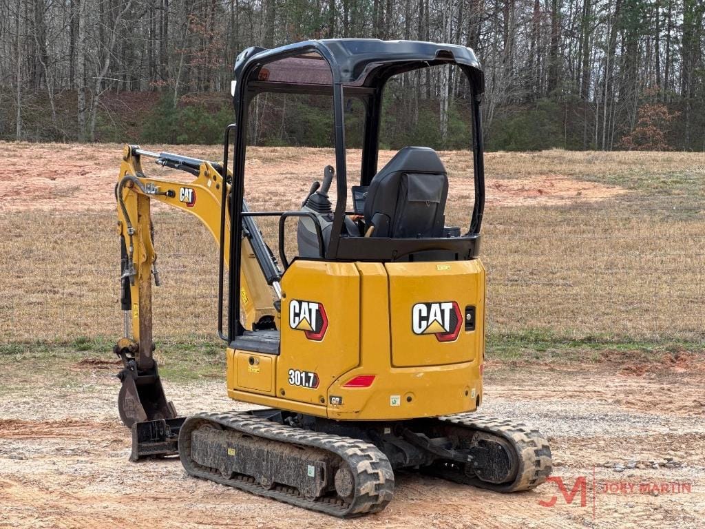 2024 Caterpillar 301.7 CR Equipment Image0