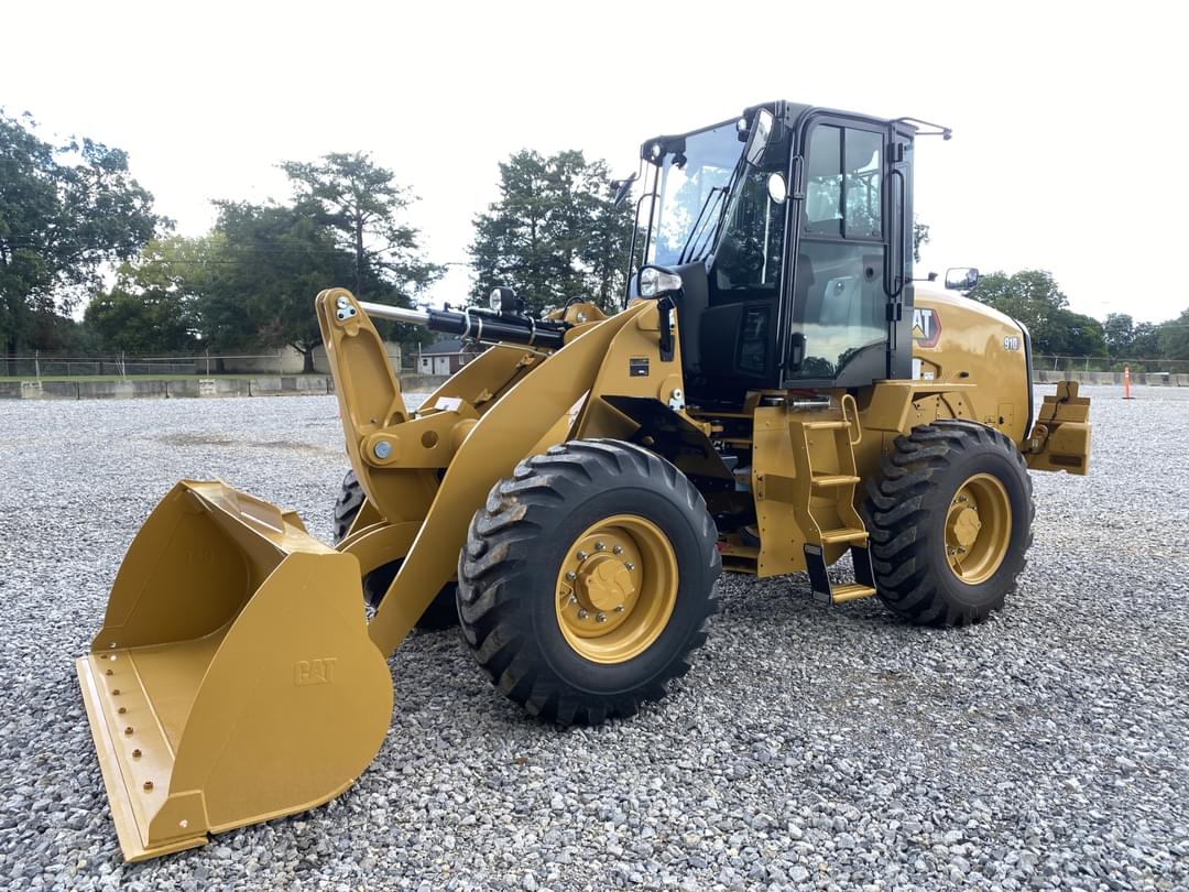 Image of Caterpillar 910 Primary image