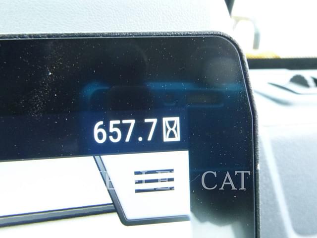 Image of Caterpillar 953 equipment image 2
