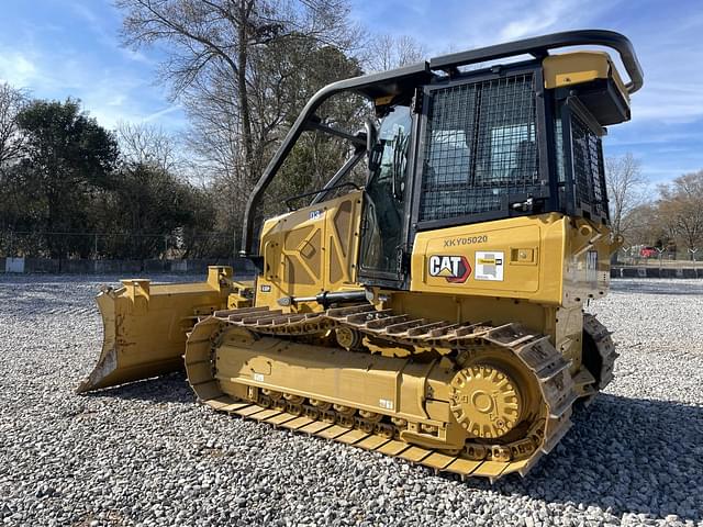 Image of Caterpillar D3 equipment image 1