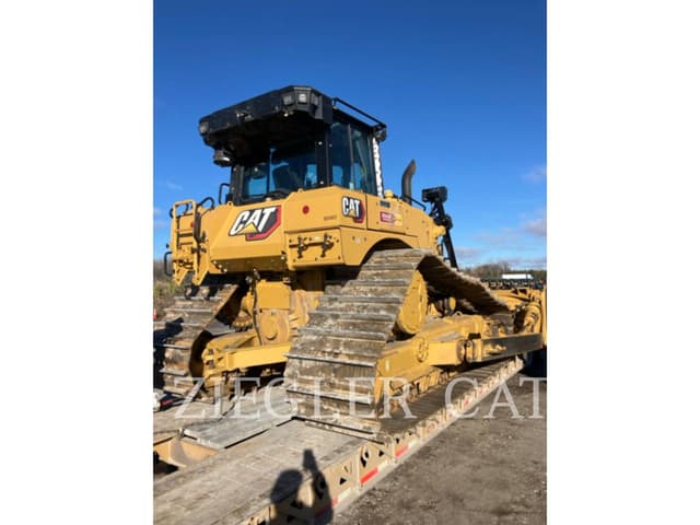 Image of Caterpillar D6LGP equipment image 3