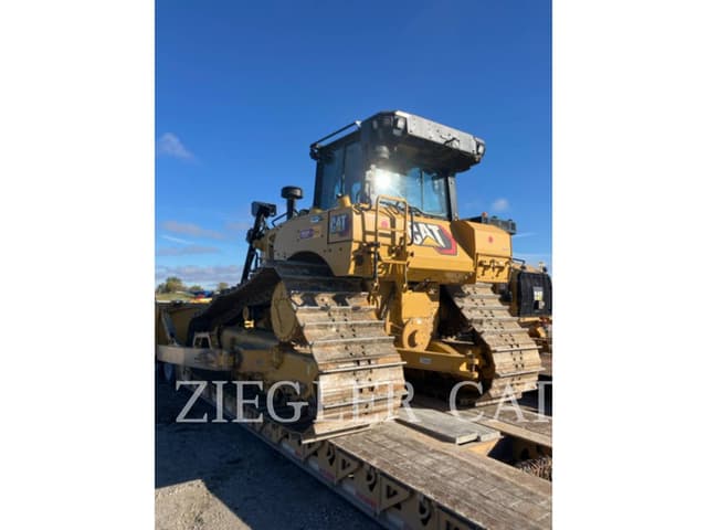 Image of Caterpillar D6LGP equipment image 2