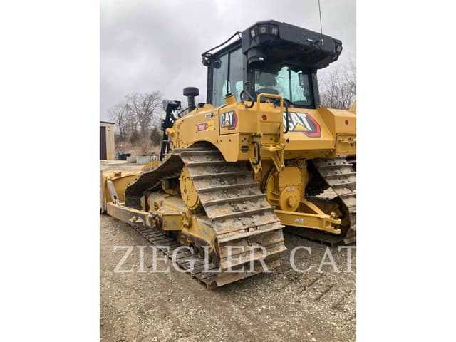 Image of Caterpillar D6LGP equipment image 3
