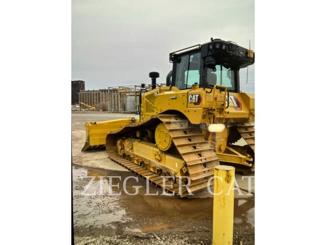 Image of Caterpillar D6LGP equipment image 3