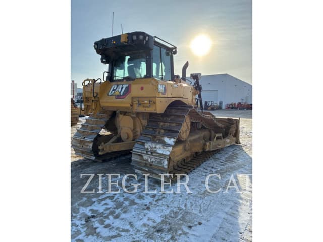 Image of Caterpillar D6LGP equipment image 2