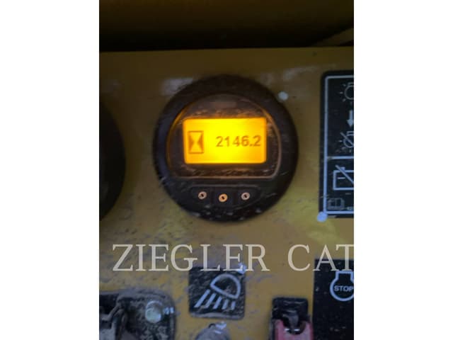 Image of Caterpillar D6XE LGP equipment image 4