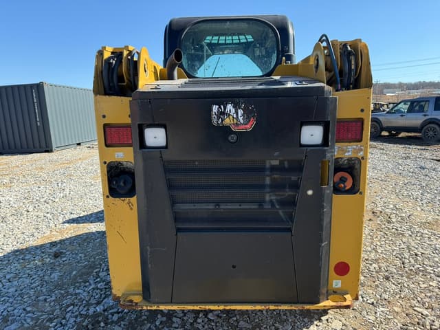 Image of Caterpillar 226D3 equipment image 3