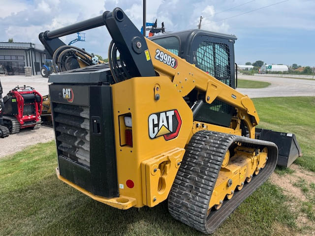 Image of Caterpillar 299D3 equipment image 2
