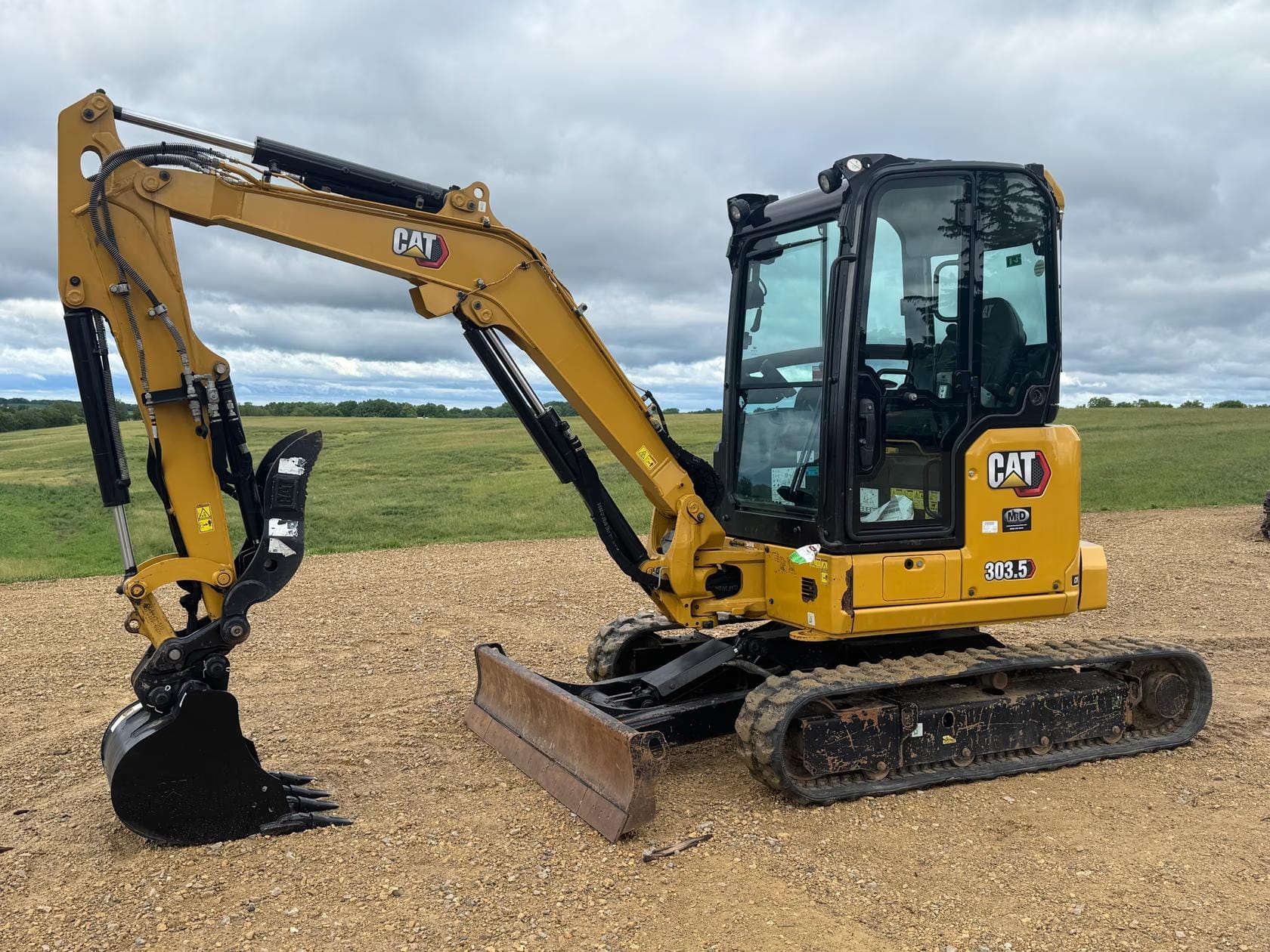 2024 Caterpillar 305.5 Equipment Image0