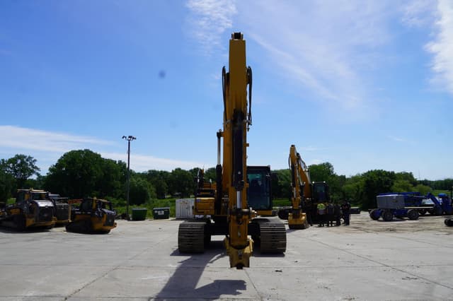 Image of Caterpillar 340 equipment image 2