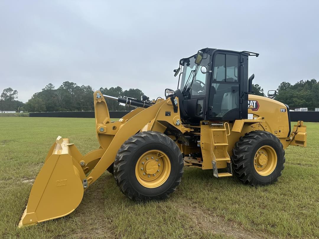 Image of Caterpillar 910 Primary image