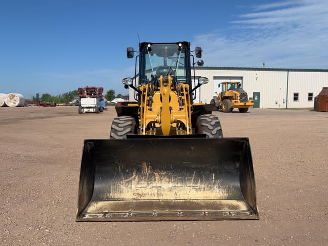 Image of Caterpillar 910 equipment image 1