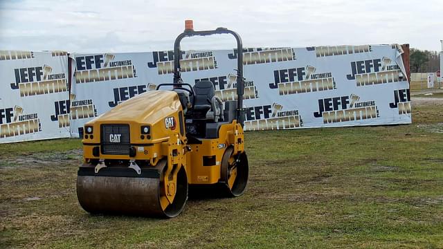 Image of Caterpillar CB4.0 equipment image 2