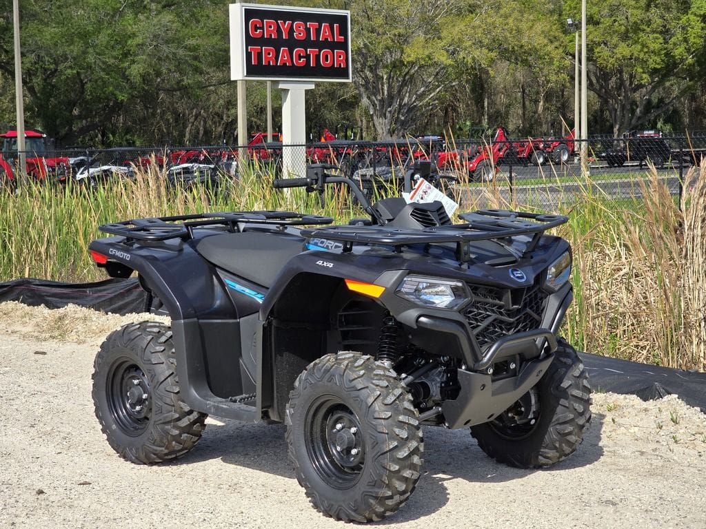 2024 CFMoto CForce 400 Equipment Image0