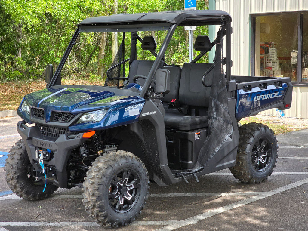 2025 CFMoto UForce 1000 Equipment Image0