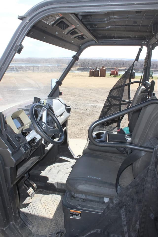 Image of CFMoto UForce 1000 XL equipment image 4