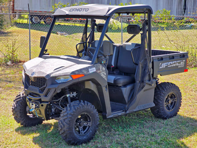 Image of CFMoto UForce 600 equipment image 1