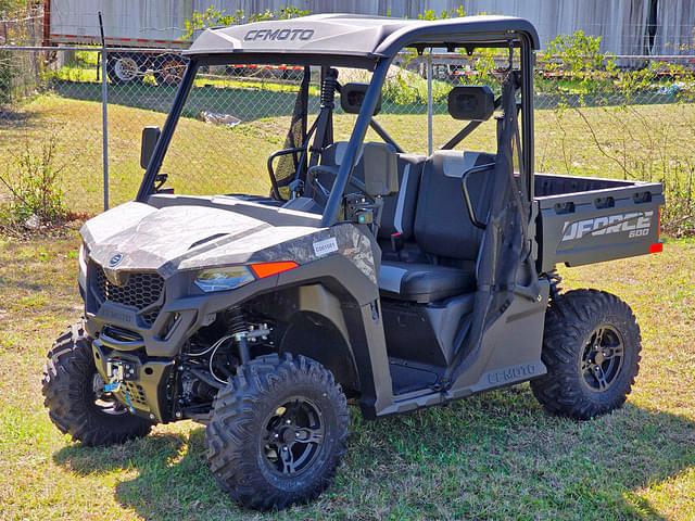 Image of CFMoto UForce 600 equipment image 1