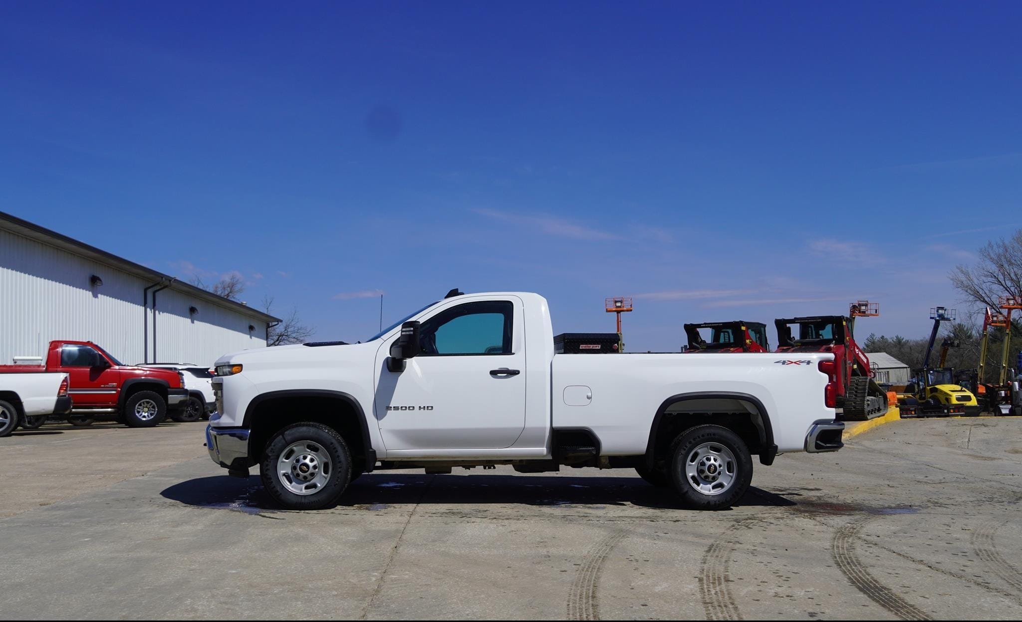 2024 Chevrolet 2500HD Equipment Image0