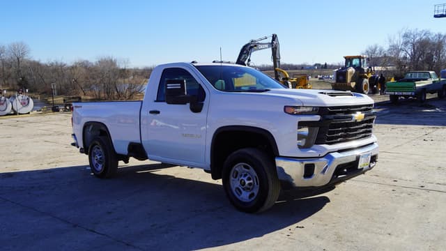 Image of Chevrolet 2500HD equipment image 4