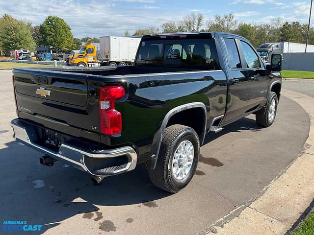 Image of Chevrolet 2500HD equipment image 4