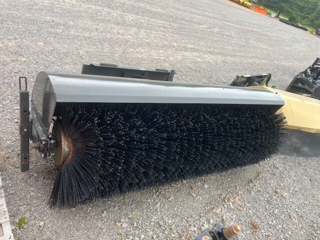 2024 CID HAB84 Equipment Image0