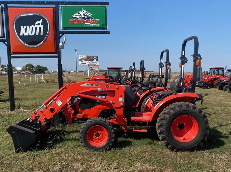 2024 Kioti CK3520 Equipment Image0