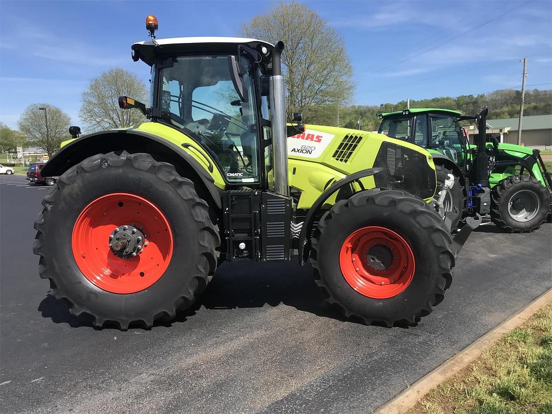 Image of CLAAS Axion 820 Primary image