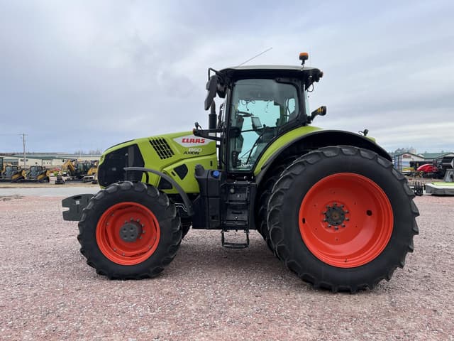 Image of CLAAS Axion 860 equipment image 1