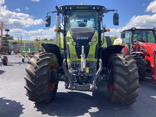 Image of CLAAS Axion 860 equipment image 1