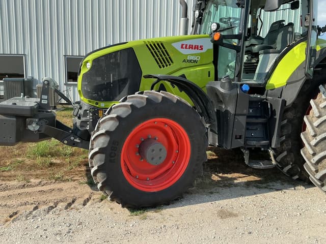 Image of CLAAS Axion 860 equipment image 2