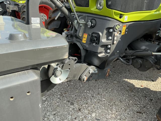 Image of CLAAS Axion 860 equipment image 3