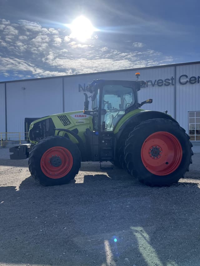 Image of CLAAS Axion 860 equipment image 4
