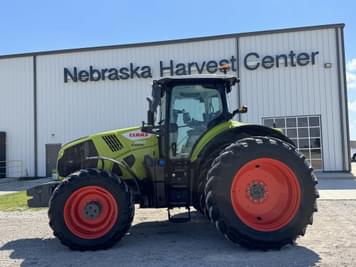 Main image CLAAS Axion 860