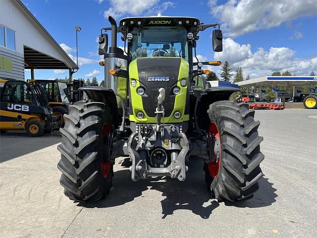 Image of CLAAS AXION 920 equipment image 2