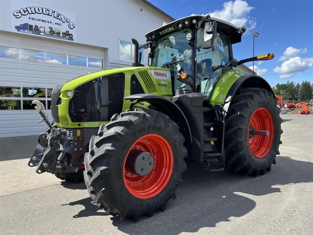 Image of CLAAS AXION 920 equipment image 1