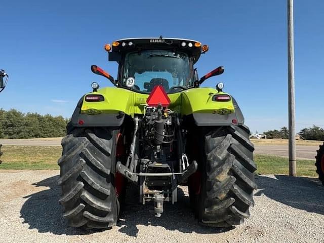 Image of CLAAS Axion 940 equipment image 2