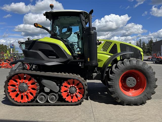 Image of CLAAS Axion 960TT equipment image 4