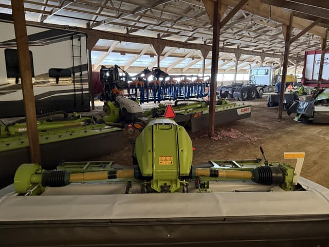 Image of CLAAS Disco 1100C equipment image 4