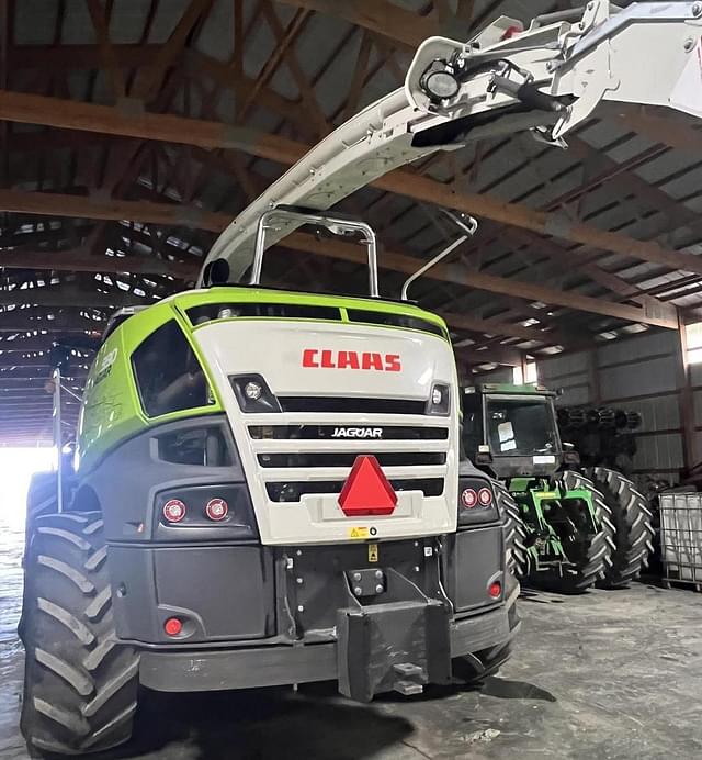 Image of CLAAS Jaguar 990 equipment image 4