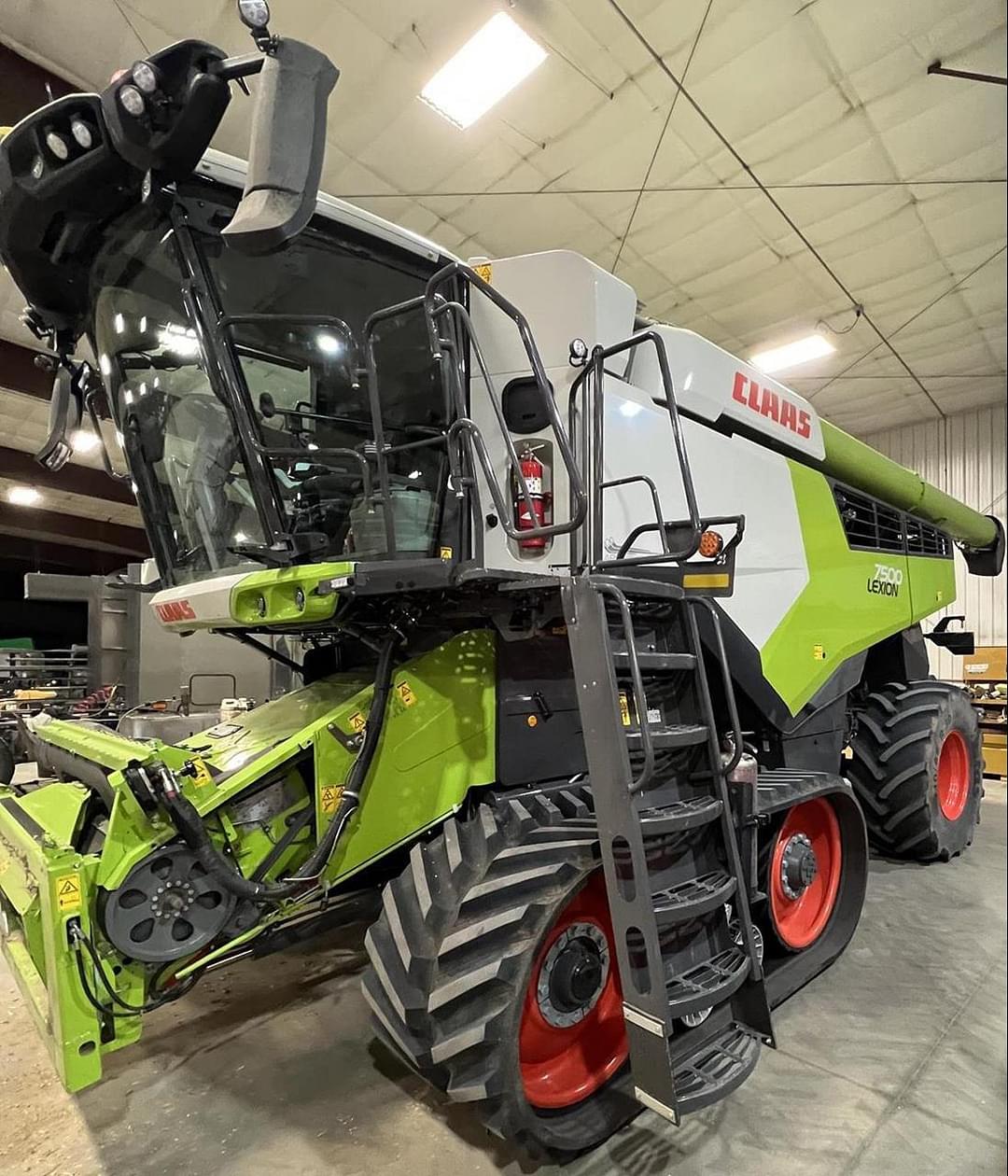 Image of CLAAS Lexion 7500TT Primary image