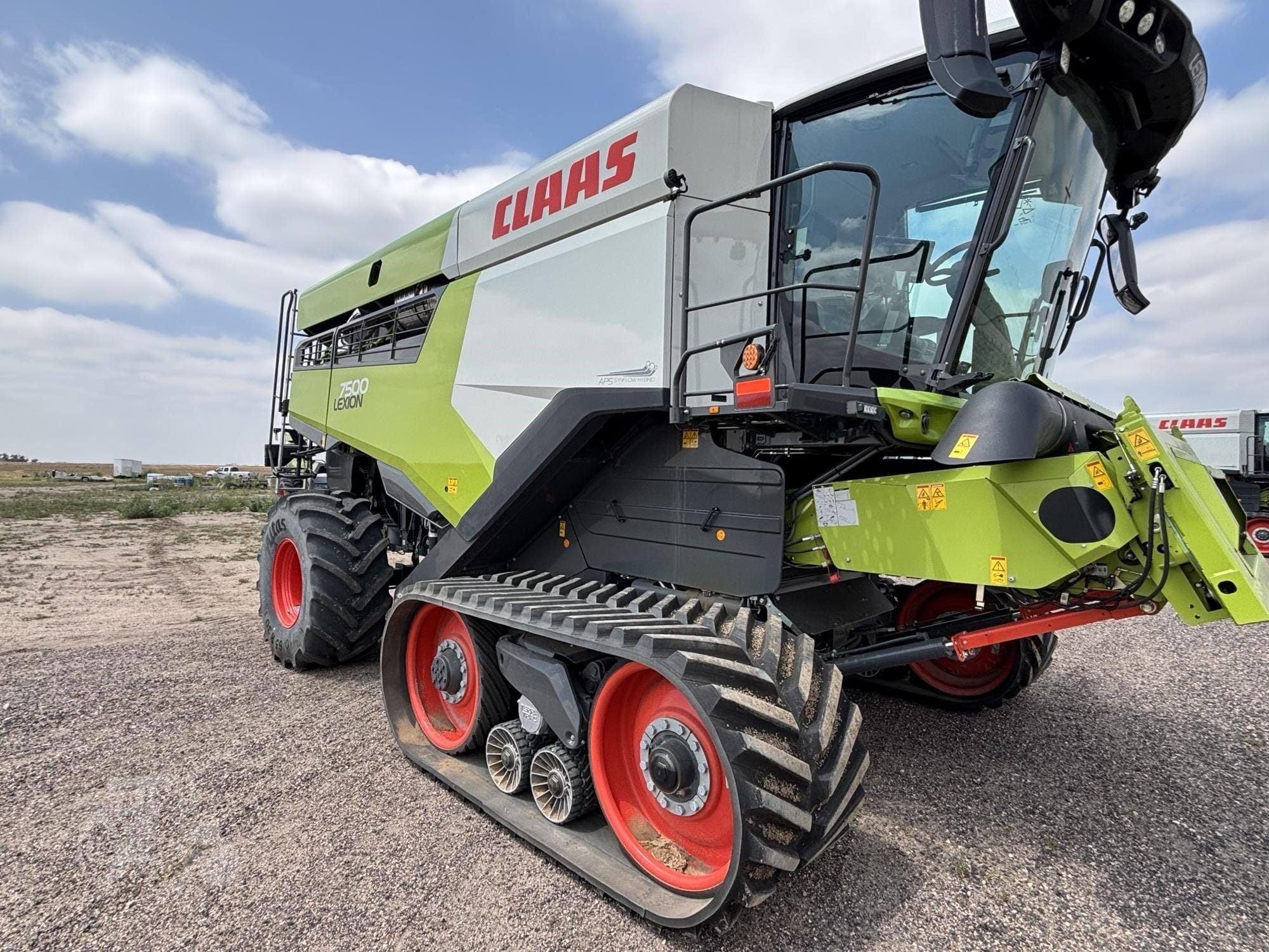 2024 CLAAS Lexion 7500TT Equipment Image0