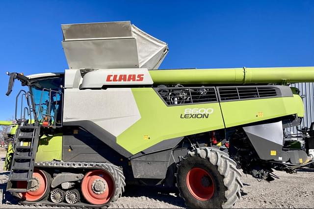 Image of CLAAS Lexion 8600TT equipment image 1