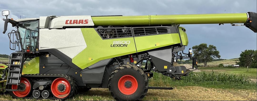 Image of CLAAS Lexion 8600TT Primary image