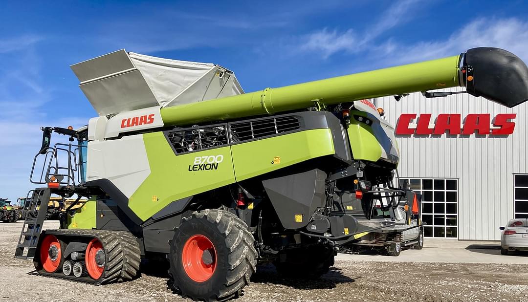 Image of CLAAS Lexion 8700TT Primary image