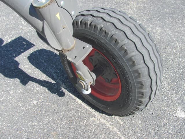 Image of CLAAS Liner 1700 Twin equipment image 3