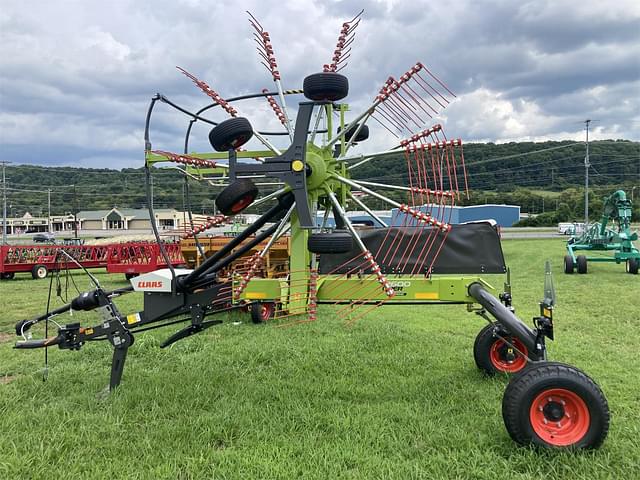 Image of CLAAS Liner 2600 equipment image 1