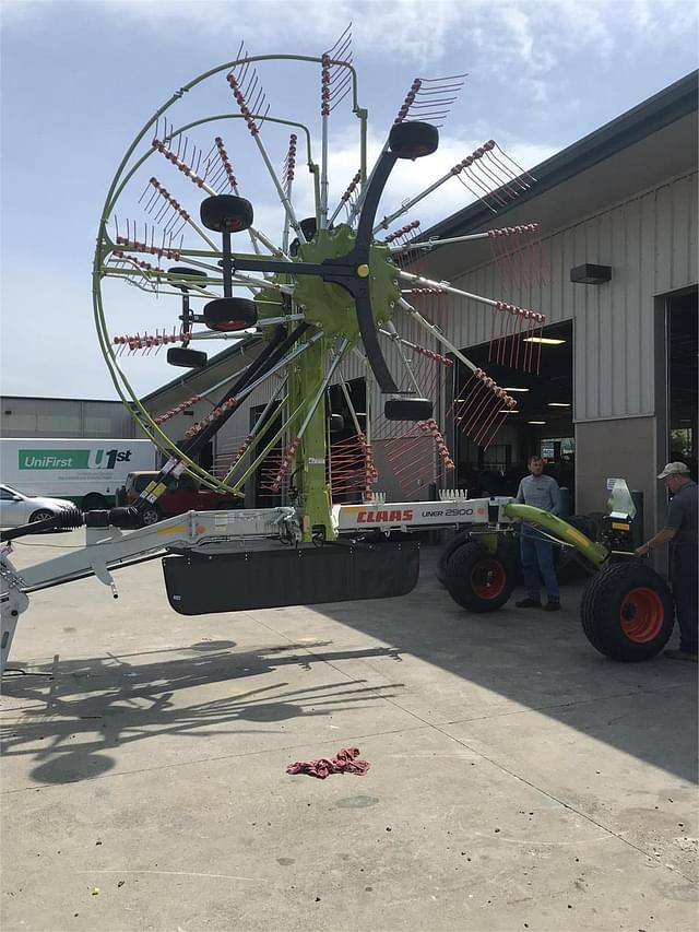 Image of CLAAS Liner 2900 equipment image 2