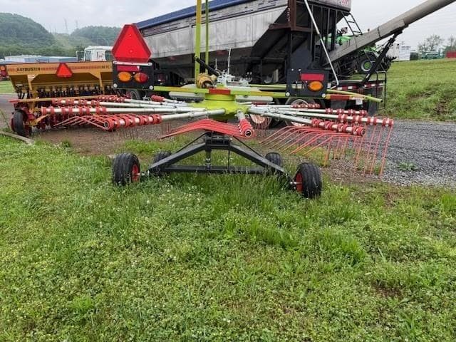 Image of CLAAS Liner 450T equipment image 3