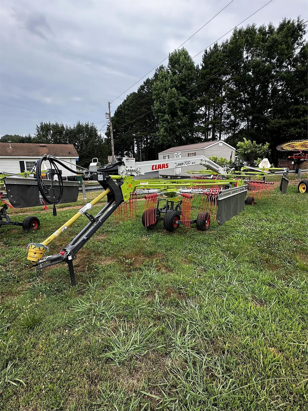 Image of CLAAS Liner 700 Twin Image 0